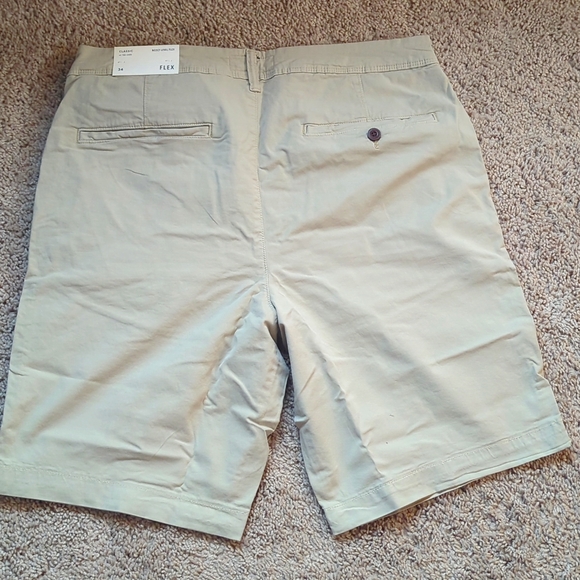 NWT American Eagle Next Level Flex khaki shorts size 34 - Picture 4 of 8